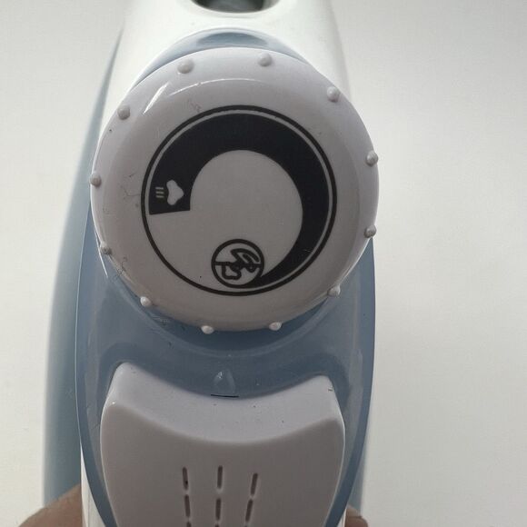 Black + Decker Variable Steam Iron Compact Smartemp Mist Nonstick - Picture 3 of 10